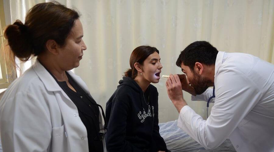Doktor anne ile oğlunun aynı hastanede görev yapma hayalleri gerçek oldu
