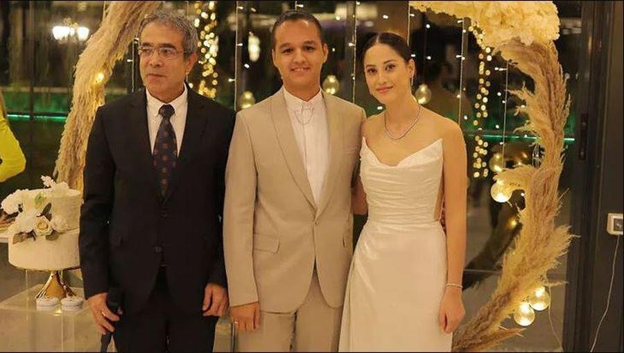 22 yıllık sürpriz! Göbek bağlarını da nişan kurdelesini de aynı doktor kesti