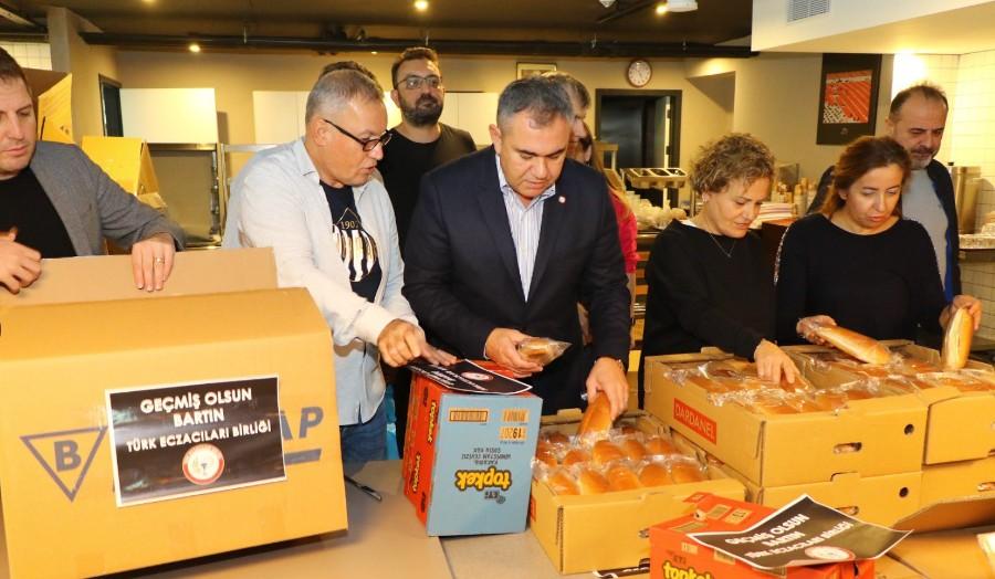 Ankara mitingini iptal eden eczacılar, 60 bin kumanyayı Bartın'a gönderdi