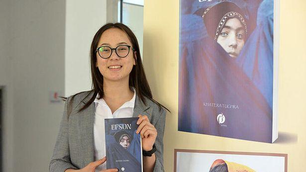 Afgan tıp öğrencisi, infaz edilen arkadaşını kitaplaştırdı