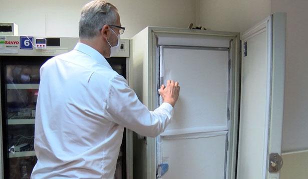 Prof. Dr. Mehmet Ceyhan BioNTech-Pfizer aşısının saklanma sürecindeki zorlukları anlattı