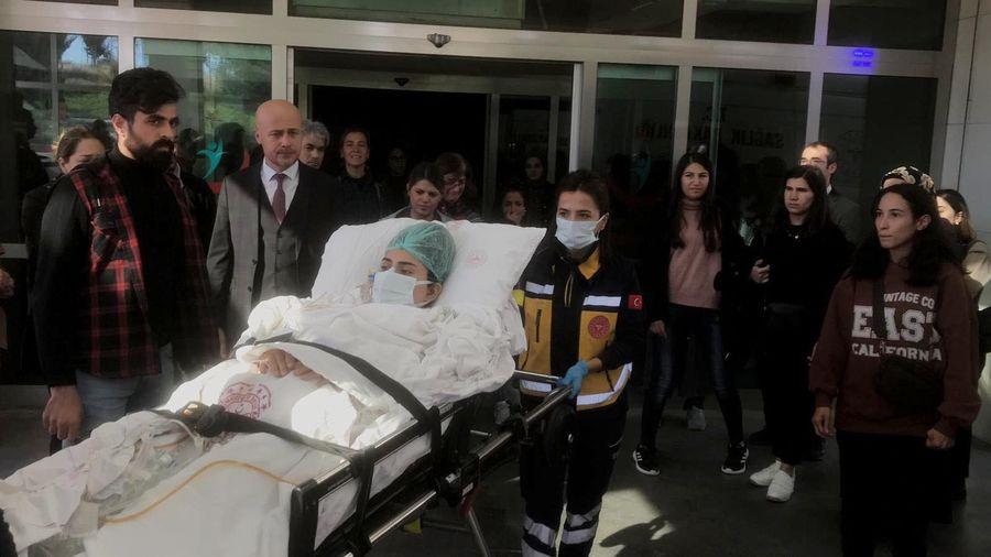 Emine hemşire, ilk iş günü saldırıya uğramış!