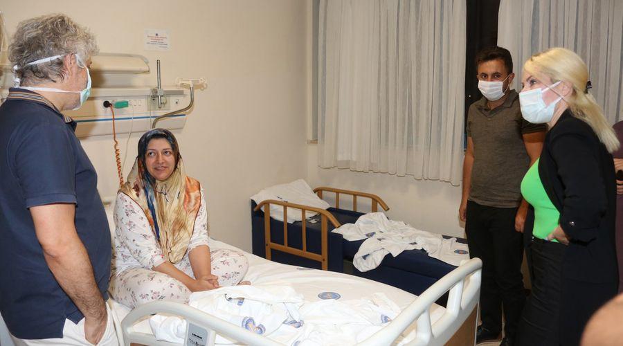 Türkiye'nin ikinci rahim naklinin yapıldığı Havva Erdem anne oldu