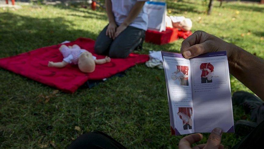Türk Kızılay 'her evde bir ilk yardımcı' yetiştirilmesi çalışmasına hız verecek