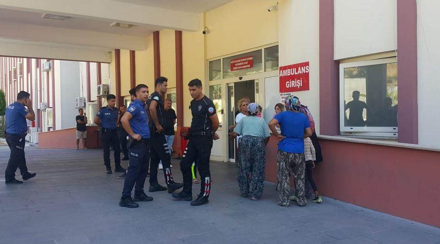 Antalya'da acil serviste kavga! 1'i jandarma 4 kişi bıçaklandı