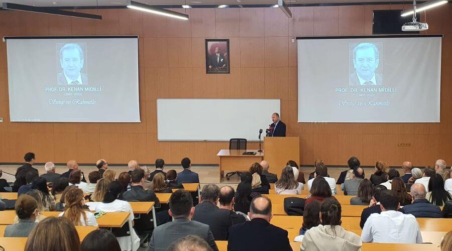 Birçok ilkte imzası vardı...Prof. Dr. Midilli için Cerrahpaşa'da tören düzenlendi