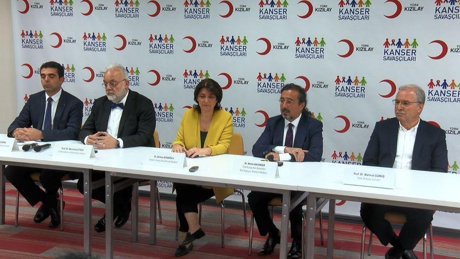 Kızılay ve Kanser Savaşçıları Derneği'nden kan bağışı kampanyası