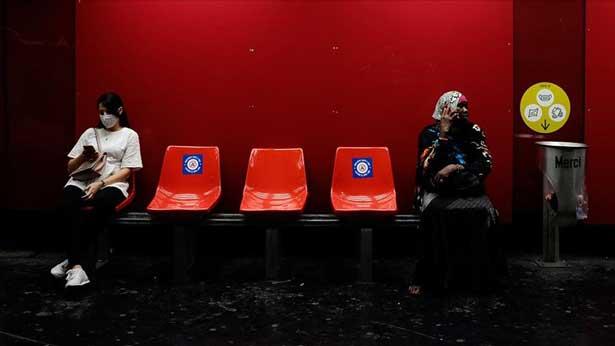Avrupa ülkelerinde Kovid-19 tedbirleri geri geliyor: Sokağa çıkma kısıtlaması ve OHAL gündemde!