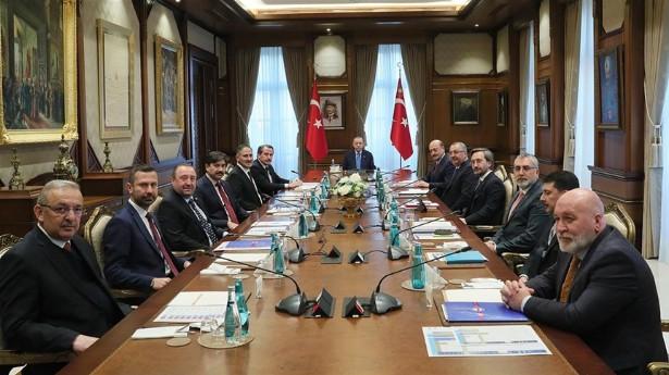 Ek zam ve 3600 ek gösterge masada: Cumhurbaşkanı, Bakan Bilgin ile memur temsilcileriyle görüştü