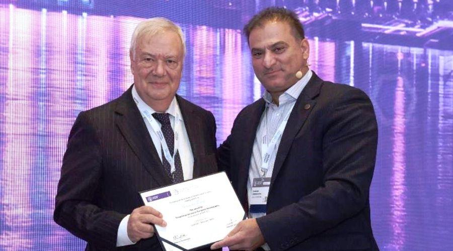 Prof. Dr. Necmettin Pamir, uluslararası ‘Üstün Hizmet Ödülü’nün sahibi oldu