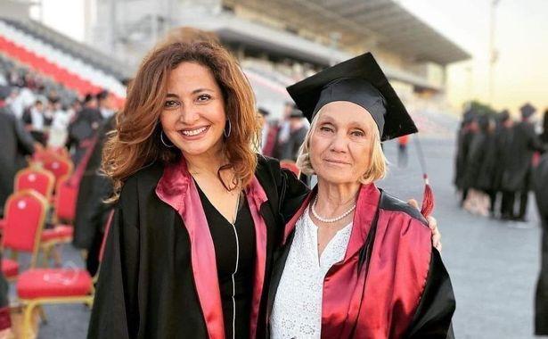 74 yaşında Cerrahpaşa Tıp Fakültesi'nden mezun oldu