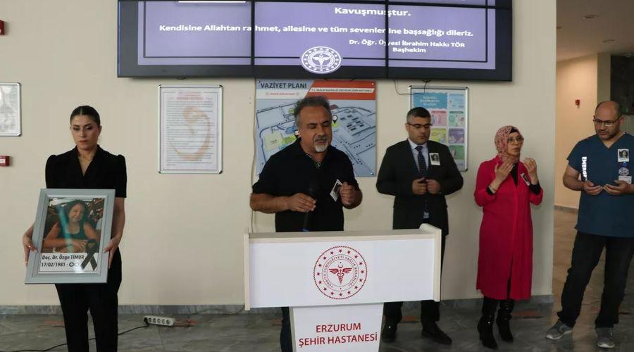 Erzurum'da hayatını kaybeden doktora çalıştığı hastanede anma töreni