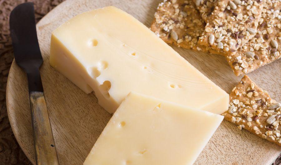 Bilim insanları: Kemik erimesini önlemek için Jarlsberg peyniri yiyin