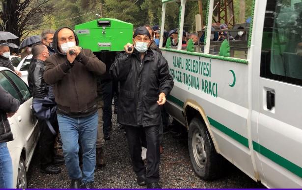 Kazada yaşamını yitiren doktor Rümeysa, son yolculuğuna uğurlandı