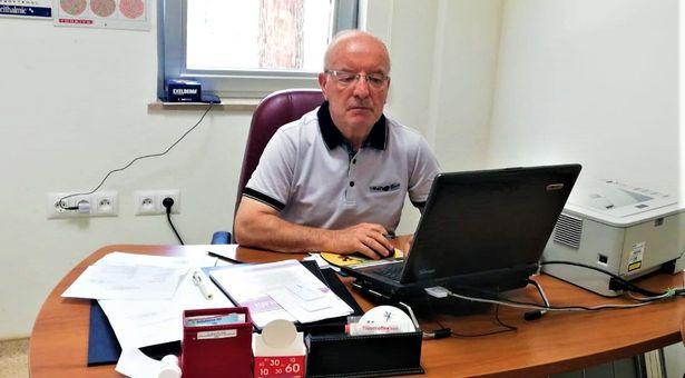 Aile hekimi Dr. Şerafettin Boyacı koronavirüs nedeniyle hayatını kaybetti
