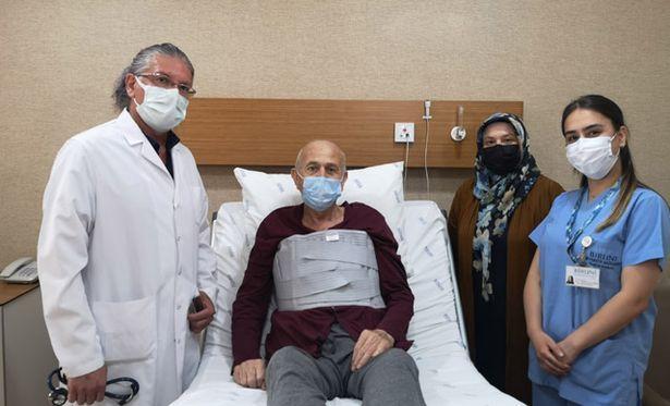 Yaralarının sebebi kalp hastalığı çıktı: Yüksek epidural anestezi ve endotrakeal tüp kullanılmadan ameliyat yapılan ilk vaka oldu