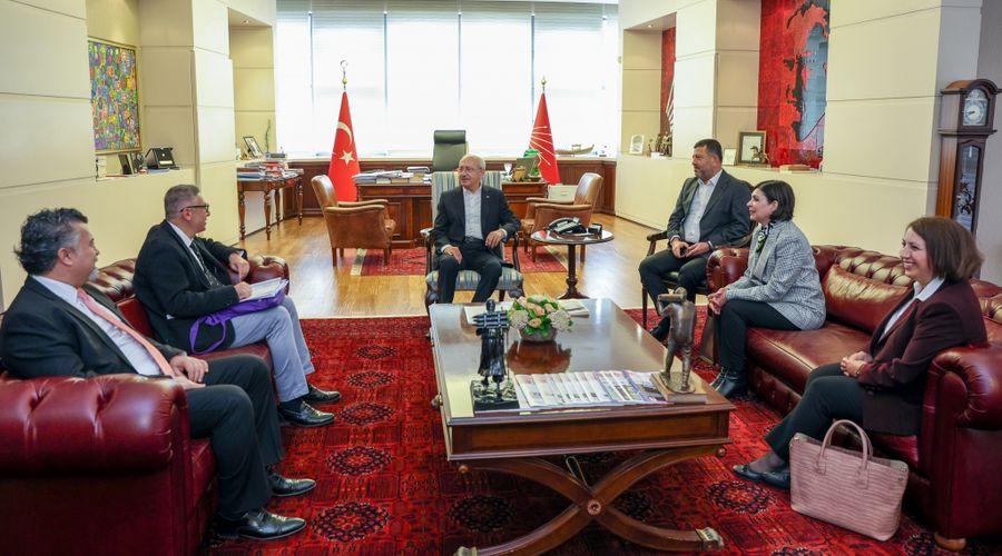 CHP Genel Başkanı Kılıçdaroğlu, TTB heyeti ile bir araya geldi