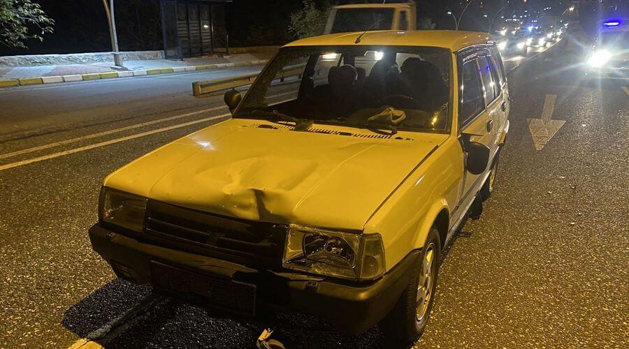 Uşak'ta otomobilin çarptığı tıp öğrencisi ağır yaralandı