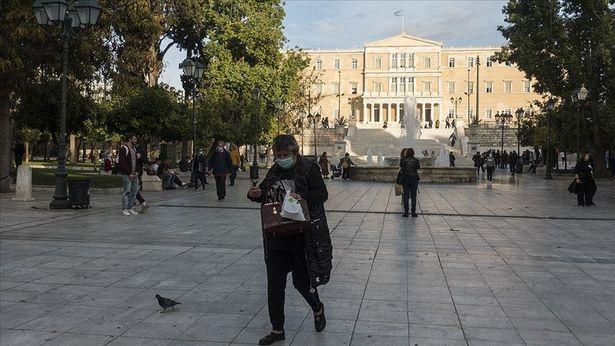Yunanistan'da günlük vaka sayısı en yüksek seviyeye ulaştı: Yeni tedbirler gündemde