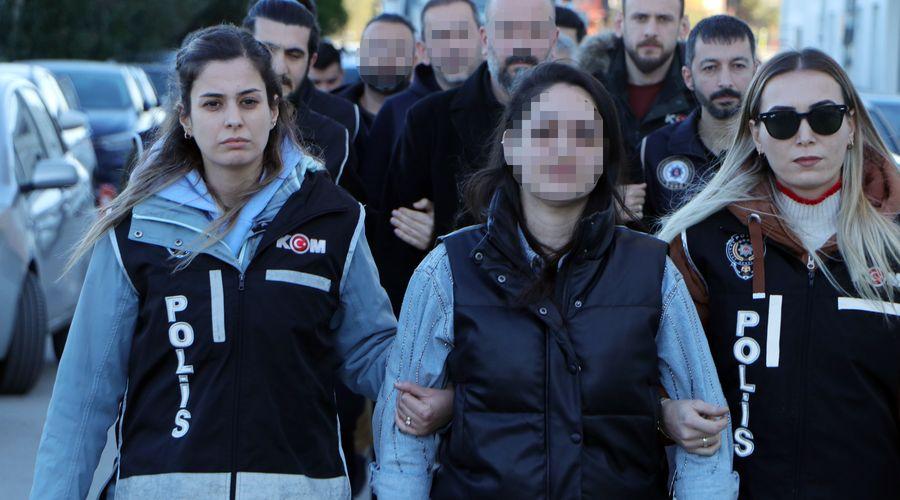 Adana Büyükşehir Belediyesi'ne operasyon: Danışman rüşvetle estetik yaptırdı