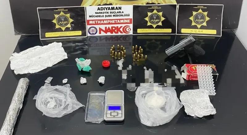 Adıyaman'da uyuşturucu sattığı iddiasıyla gözaltına alınan doktor tutuklandı