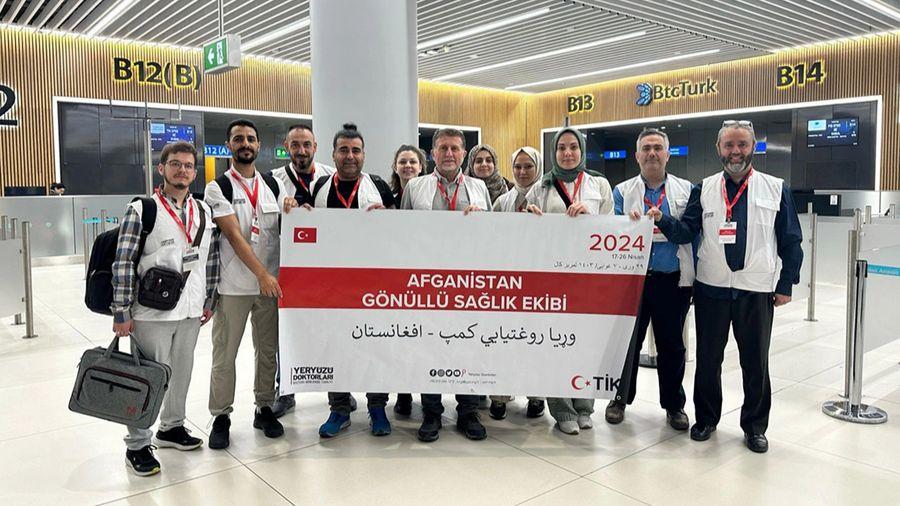 Yeryüzü Doktorları Derneğinin gönüllü sağlık ekibi Afganistan'a gitti