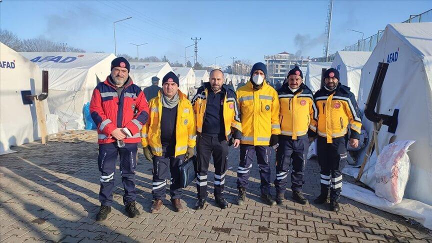 Kahramanmaraş'ın Afşin ilçesinde 943 görevli gece gündüz çalışıyor