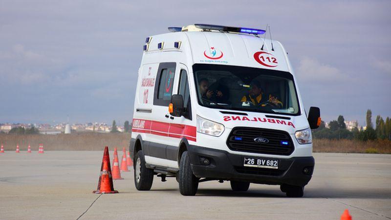 Eskişehir'de uygulamalı 'Ambulans Sürüş Güvenliği Eğitici Eğitimi' başlatıldı