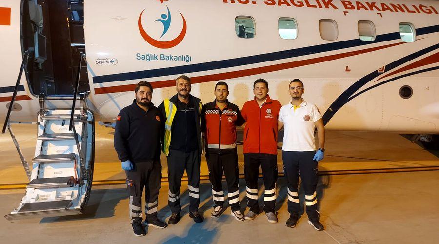 Ambulans uçak ile 24 saat hasta sevki