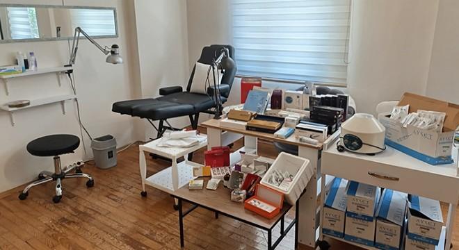 Ukraynalı kadının kiraladığı eve baskın: Yetkisiz botoks, estetik ve dolgu yapıyormuş