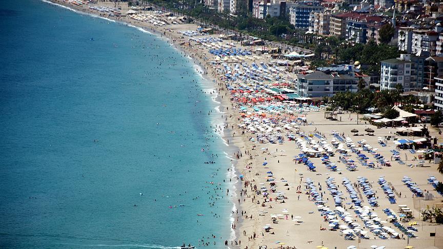 Yaz tatili severlerin popüler destinasyonu: Antalya