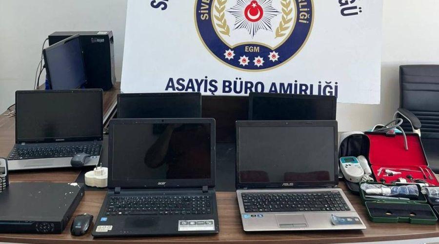 Şanlıurfa'da aile sağlığı merkezinden hırsızlık yapan 2 zanlı tutuklandı
