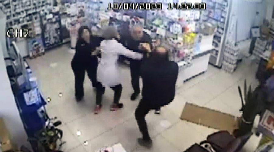İstanbul'da eczacıya 'muadil ilaç' saldırısı