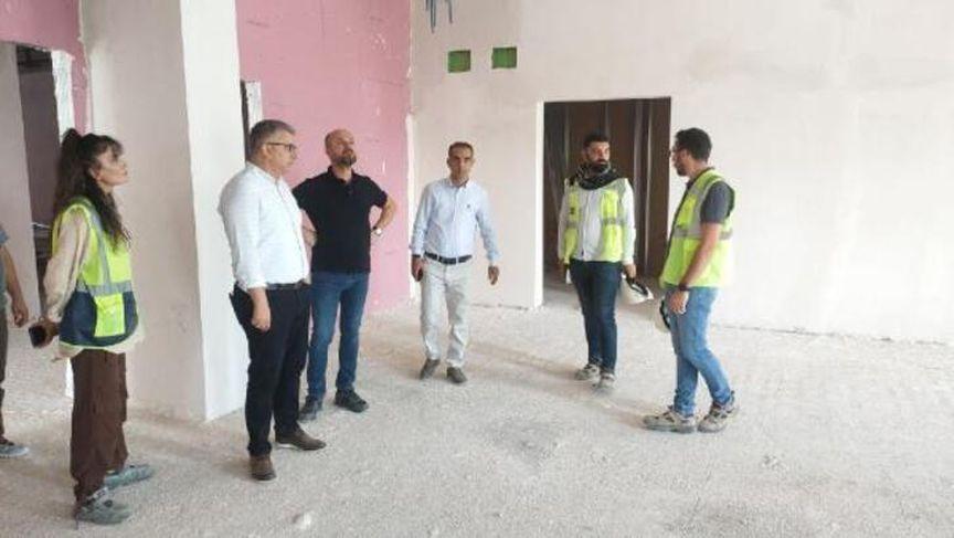 Başhekim, hastane inşaatında incelemelerde bulundu