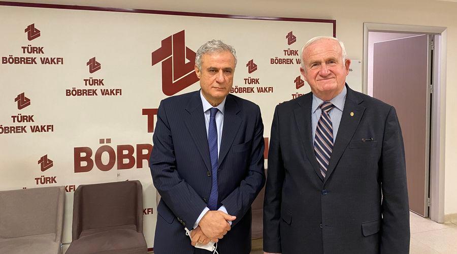 Depremden sonra hayat durdu, diyalizler durmadı