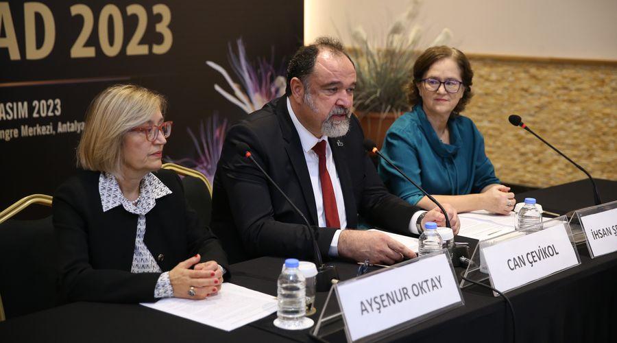 Radyolojide toplu hizmet alımları maliyeti artırıyor, sağlığı riske atıyor