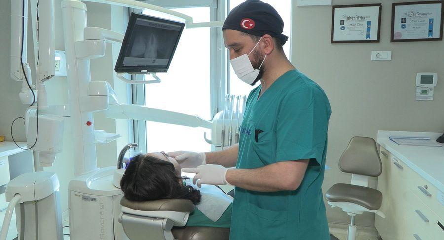 Diş sıkma kaynaklı yaşanan ağrılara çene botoksu ile son verilebilir