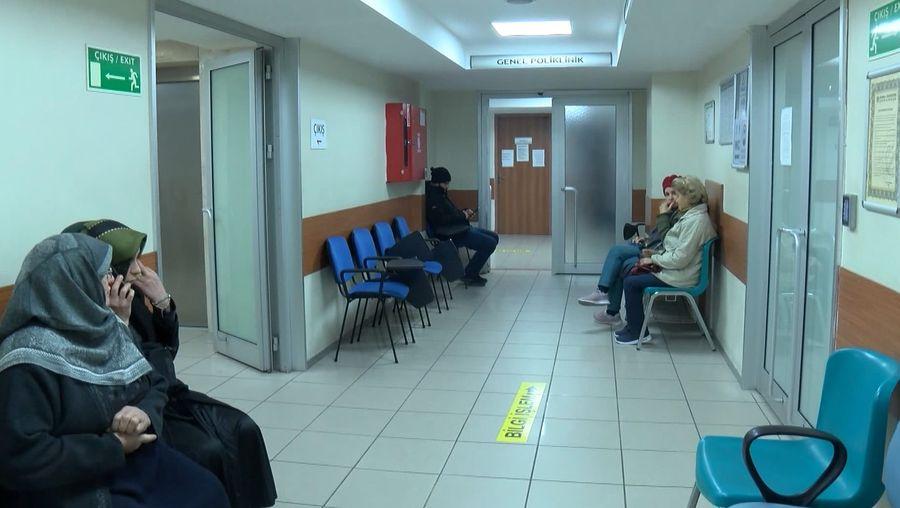 Cerrahpaşa'da deprem riski olmayan binalarda ayakta hasta kabulü başladı