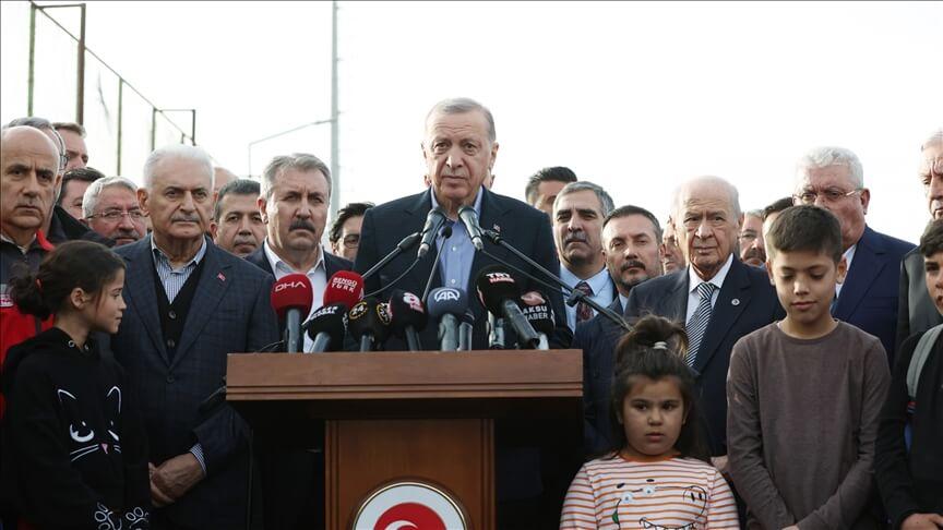 Cumhurbaşkanı Erdoğan: Depremzedelere taşınma yardımını bugün itibarıyla ödemeye başlıyoruz