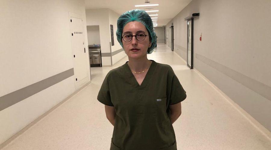Deprem bölgesinde görevli doktor: Ameliyat masası sallanırken operasyon gerçekleştirdik