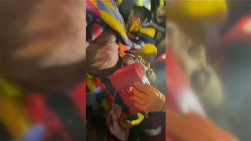 24 yaşındaki Derya hemşire depremden 88 saat sonra enkazdan kurtarıldı