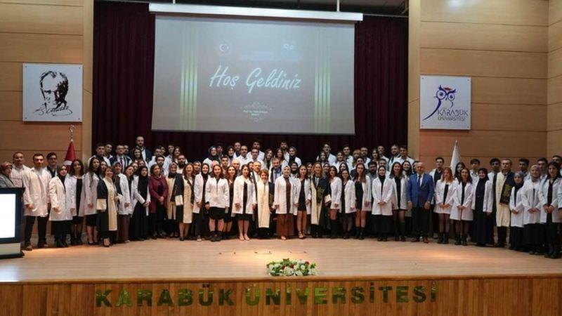 KBÜ Diş Hekimliği Fakültesinde önlük giyme töreni