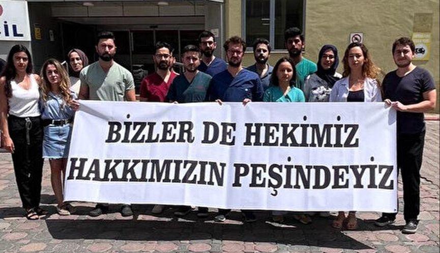 Doktorlar üniversiteyi mahkemeye verdi: Diğer doktorların üçte biri kadar maaş alıyoruz