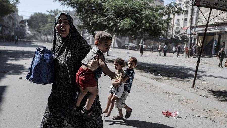 İsrail saldırıları nedeniyle Gazze'de birçok hamile kadın erken doğum veya düşük yaptı
