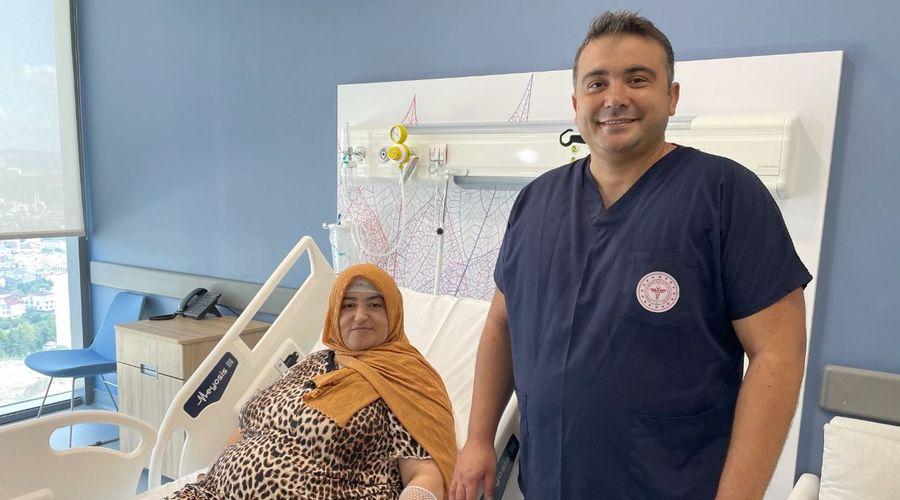 Görme kaybı şikayetiyle gitti, beyninden portakal büyüklüğünde kitle çıkartıldı