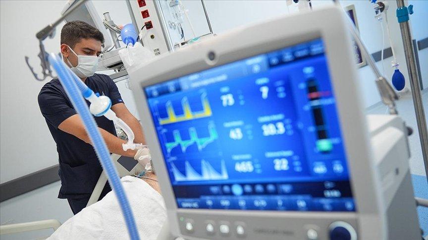 'Mesleğin cinsiyeti olmaz' sözünü hayata geçirdiler! Erkek hemşirelerin sayısı artıyor