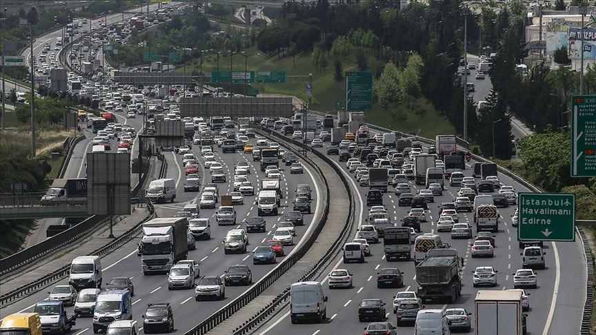 İstanbul trafiği ruh ve beden sağlığını bozuyor