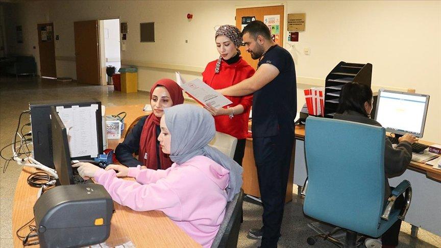 Kanser hastaları başka illere gitmeden Ağrı'da tedavi olabiliyor