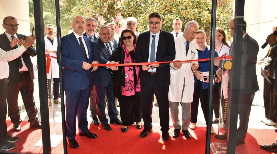 İstanbul Tıp Fakültesi Hulusi Behçet Kütüphanesi törenle açıldı
