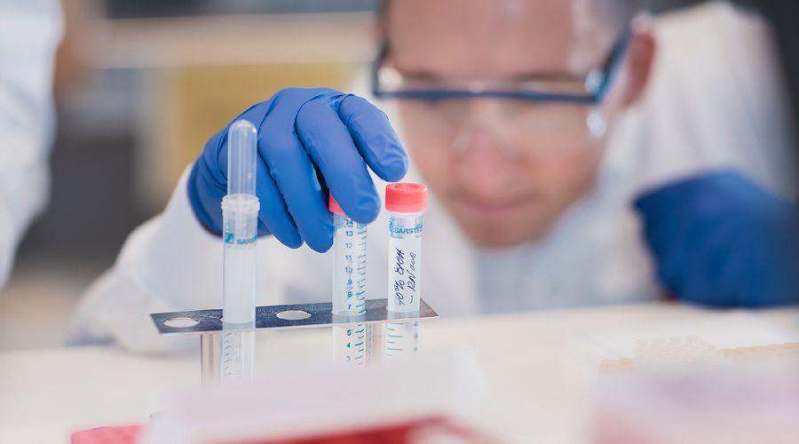 AstraZeneca Türkiye'den klinik çalışmalara 1 milyar TL'yi aşkın yatırım